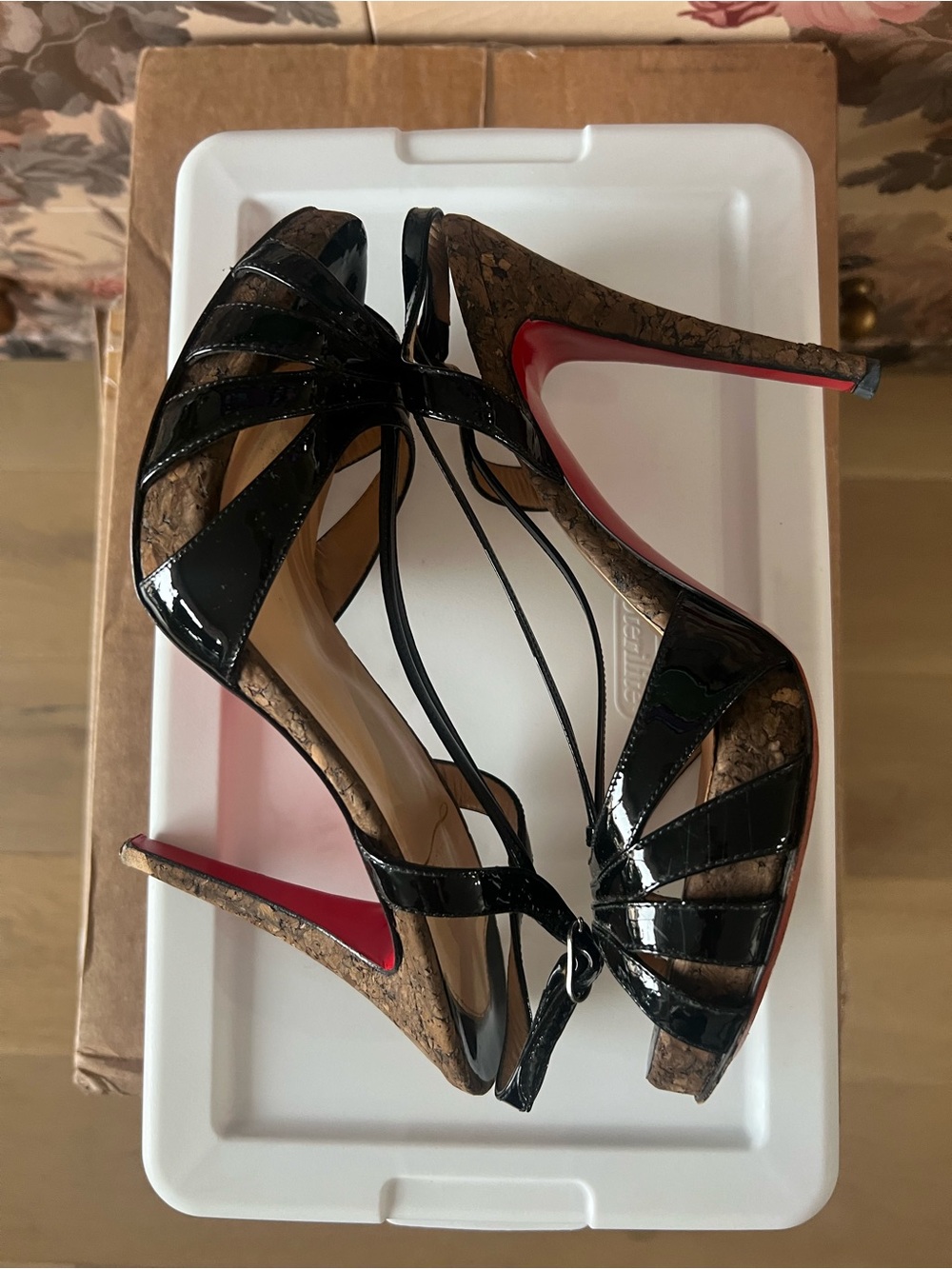 Christian Louboutin Black Patent Leather T-Strap Platform Sandals - Picture 4 of 6